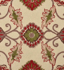 Classic hand-tufted wool rug with heritage-inspired floral pattern