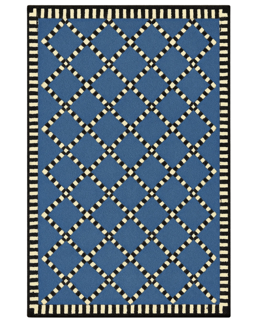 Blue and ivory diamond lattice rug – modern hand-tufted wool.