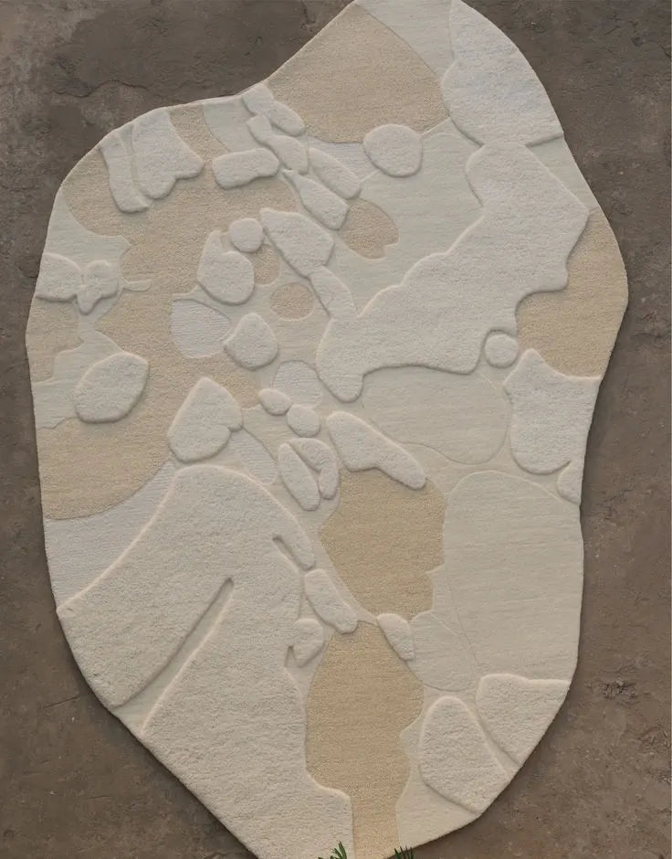 Abstract patterned texture hand tufted rug