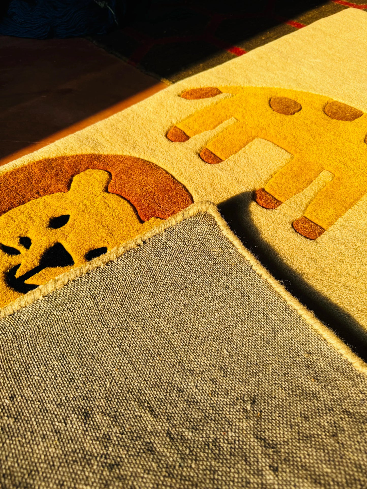 Kids hand tufted rug with animals