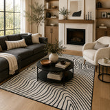 Black & white wavy rug