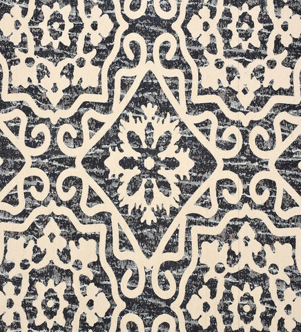 Elegant cream patterned rug for living room or bedroom décor.