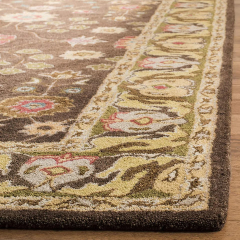 beige rug