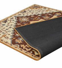 Luxury hand-tufted rug with Persian medallion and border design