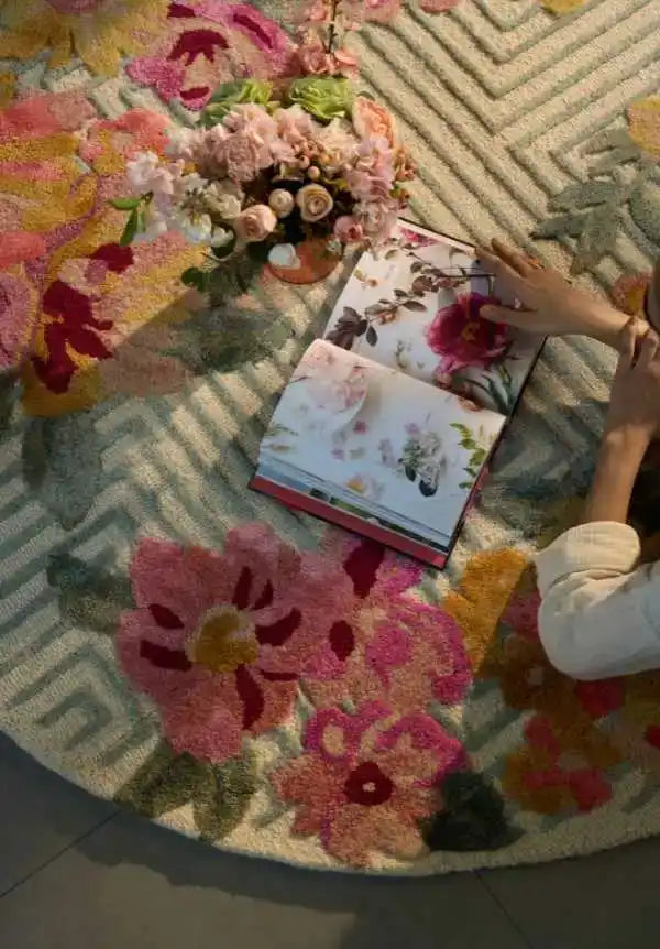 Modern floral wool rug featuring vibrant botanical patterns.