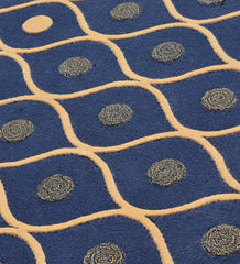 Luxury wool rug featuring geometric wave and circle motifs