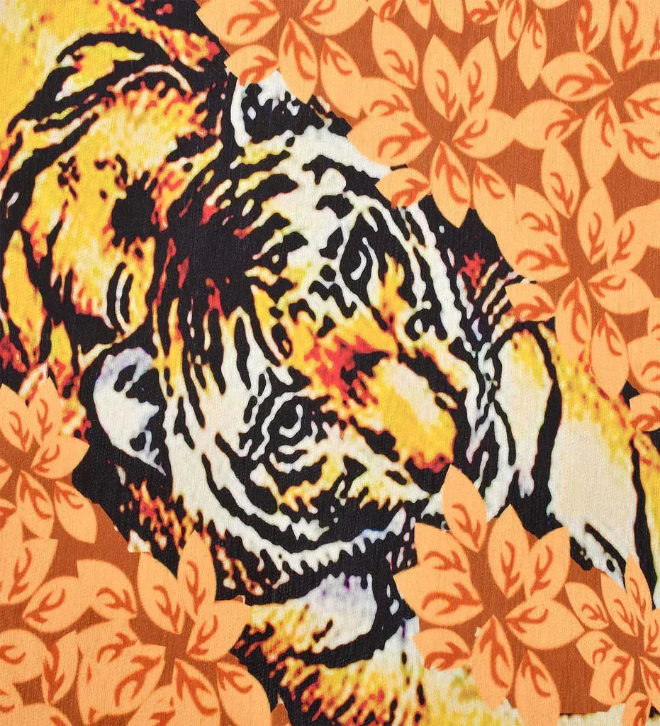 Soft and durable tiger pattern area rug.