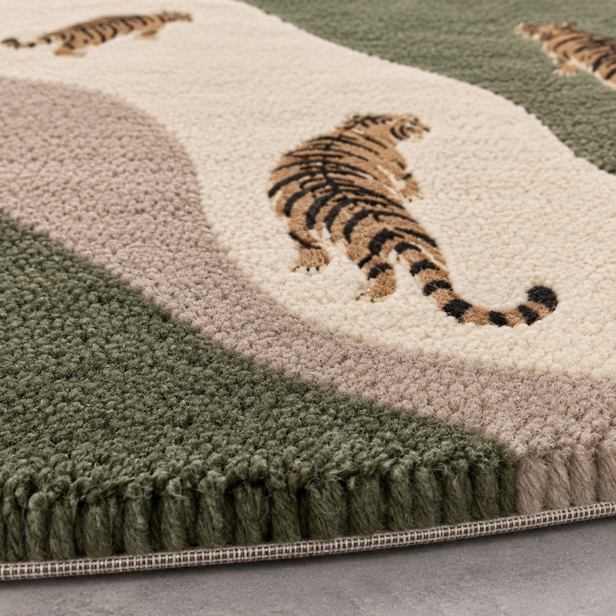 Tigerscape wool rug